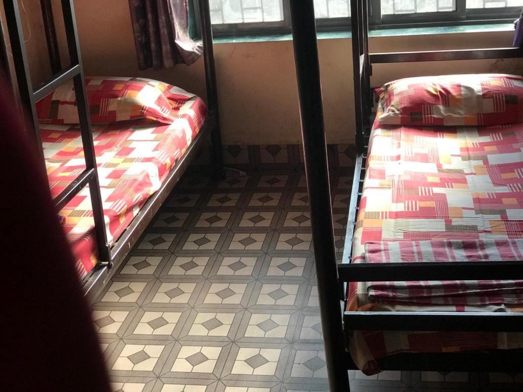 Care Dormitory Mumbai Bagian luar foto